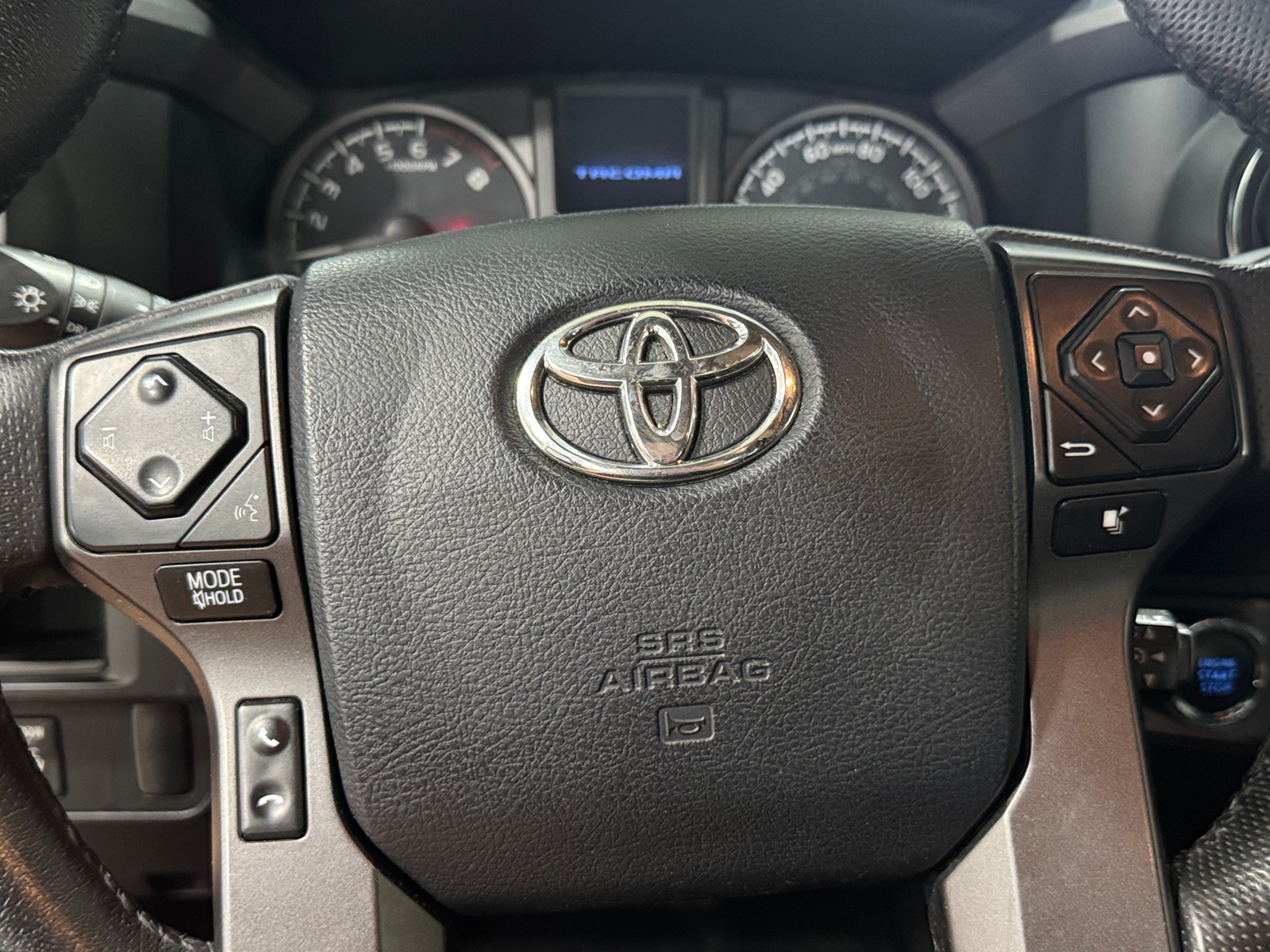 Thumbnail: 2017 Toyota Tacoma - 5