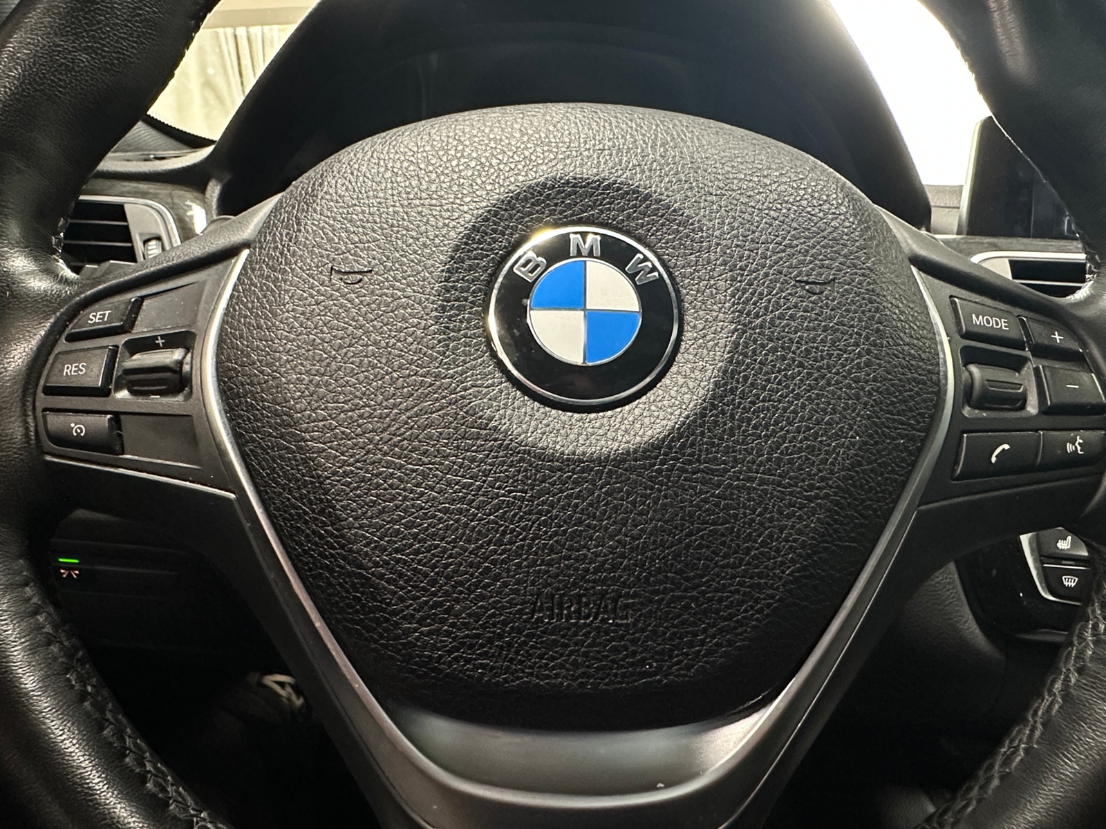 Thumbnail: 2019 BMW 4 Series - 4