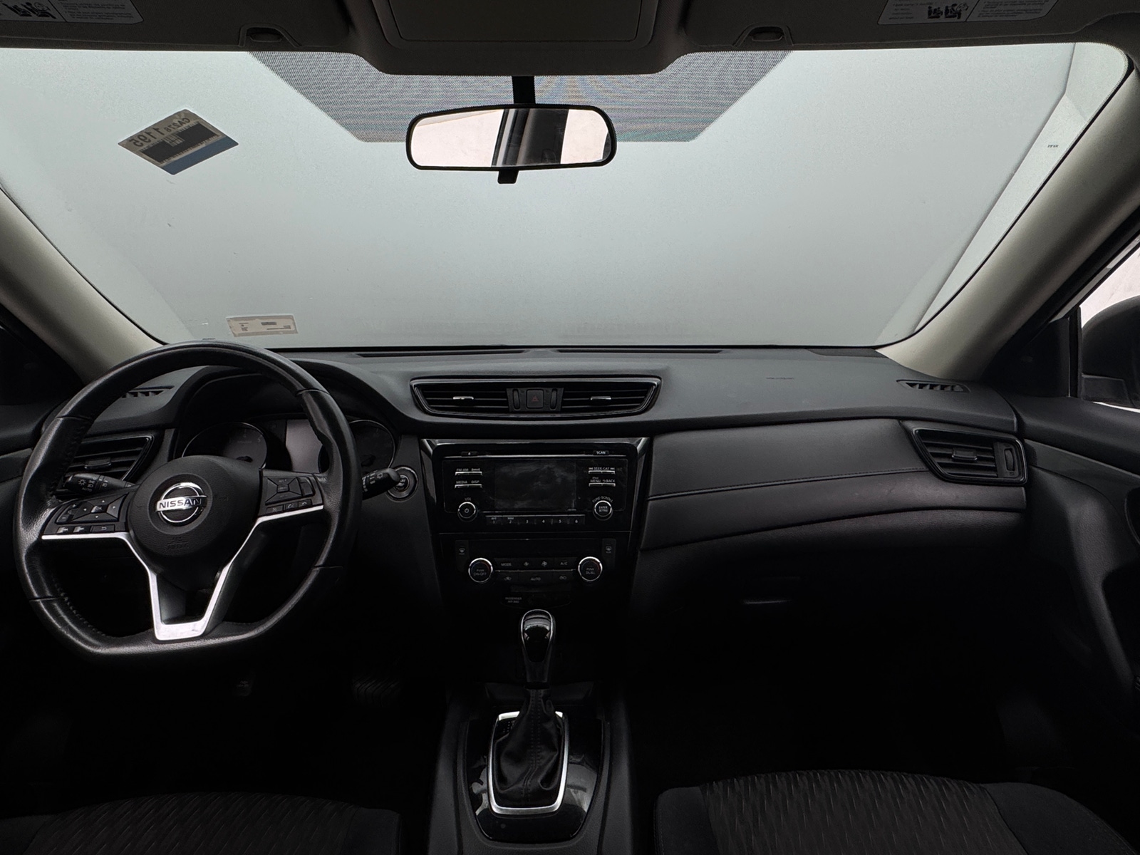 Thumbnail: 2017 Nissan Rogue - 3