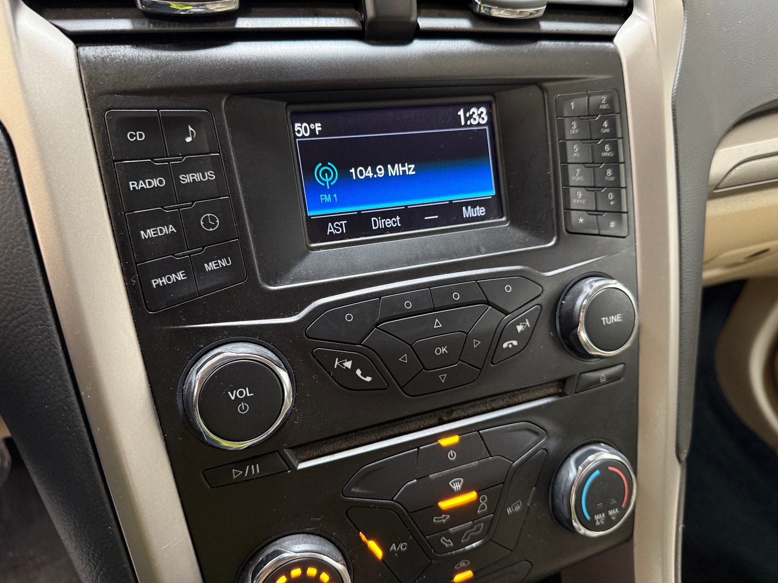 Thumbnail: 2016 Ford Fusion - 4