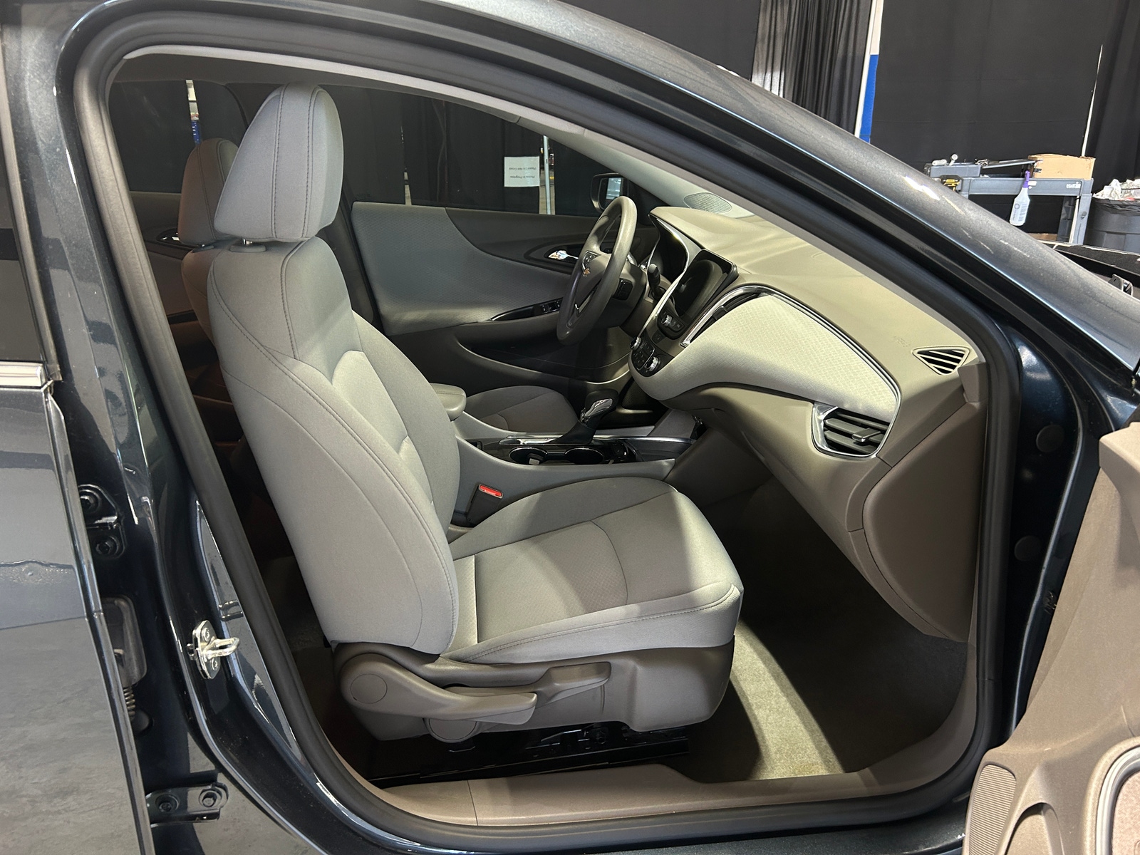 Thumbnail: 2021 Chevrolet Malibu - 2