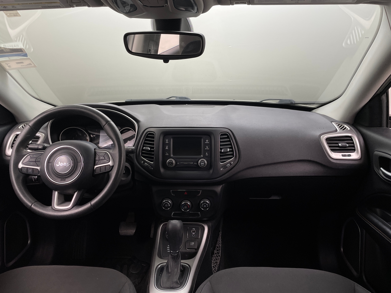 Thumbnail: 2018 Jeep Compass - 3