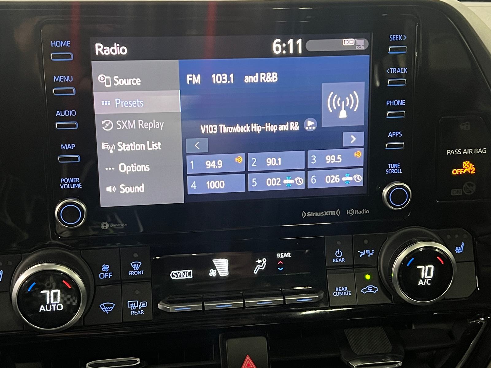 Thumbnail: 2022 Toyota Highlander - 3