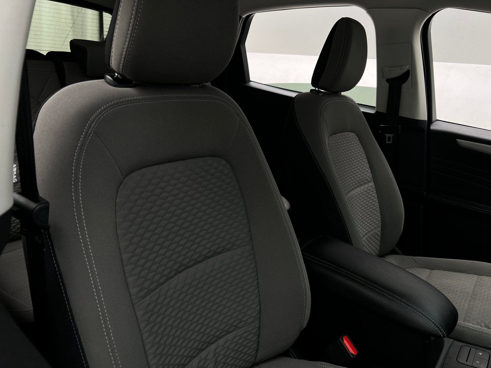 Thumbnail: 2021 Ford Escape - 2