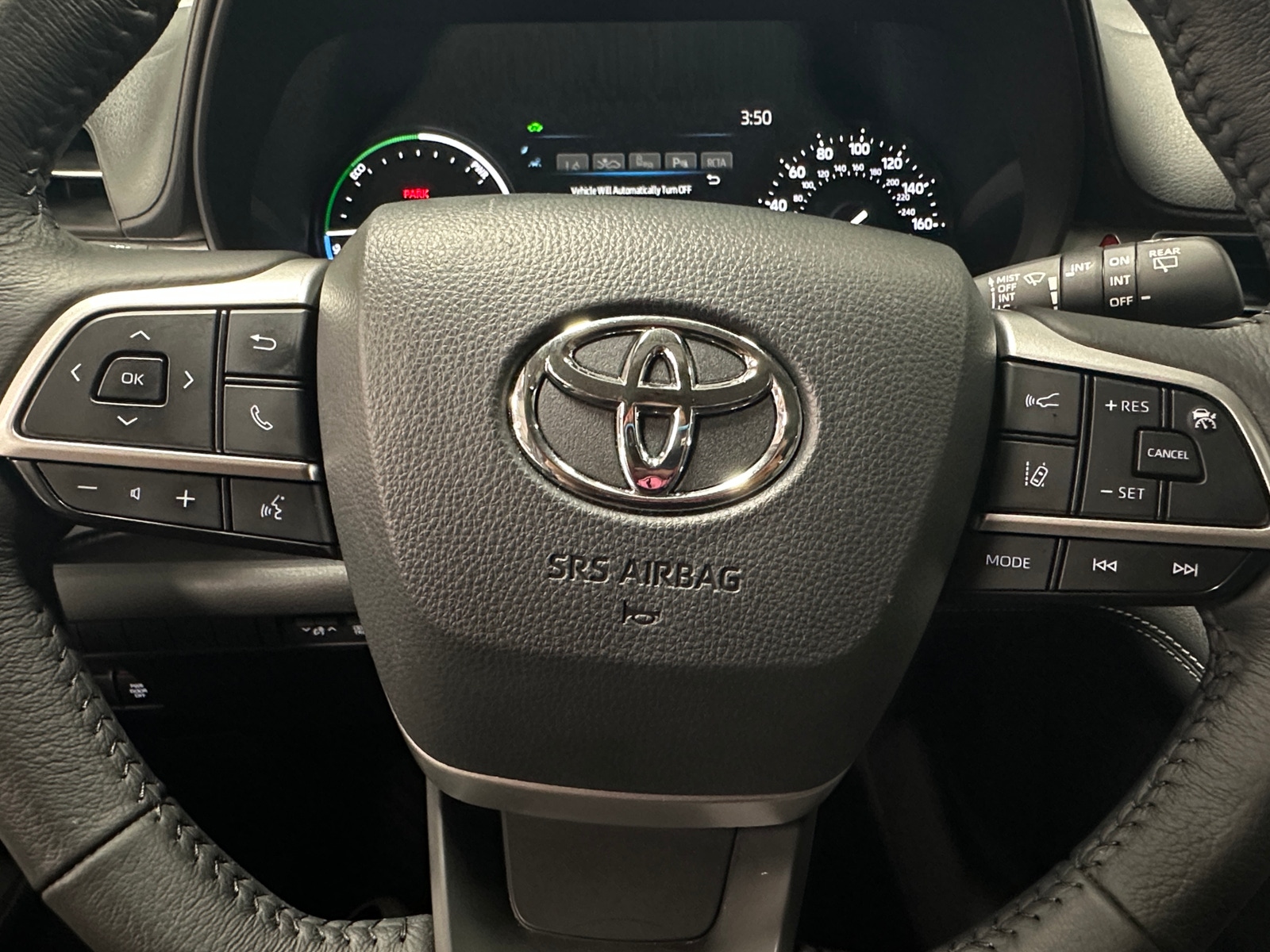 Thumbnail: 2025 Toyota Sienna - 4