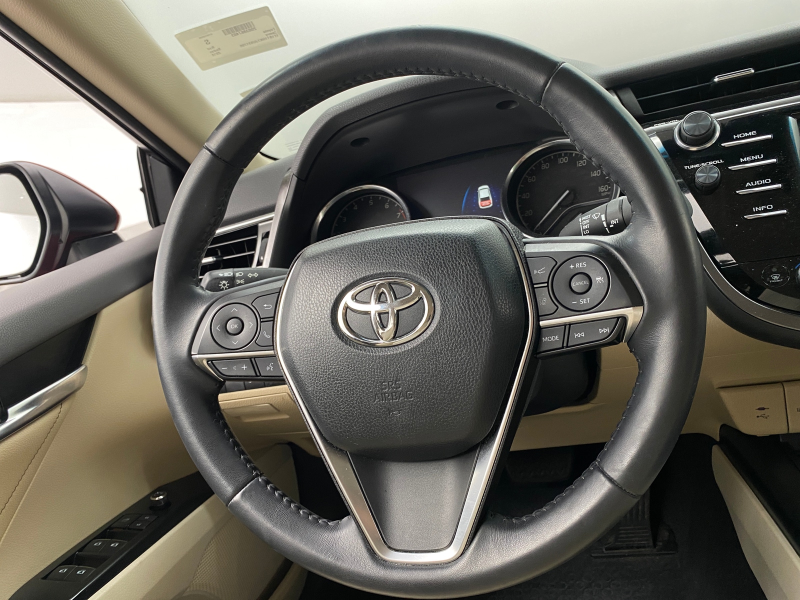 Thumbnail: 2018 Toyota Camry - 4