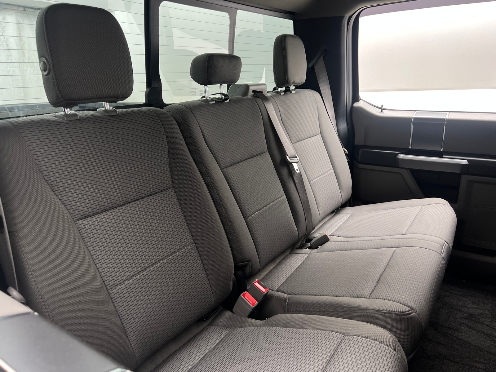 Thumbnail: 2018 Ford Econoline - 6