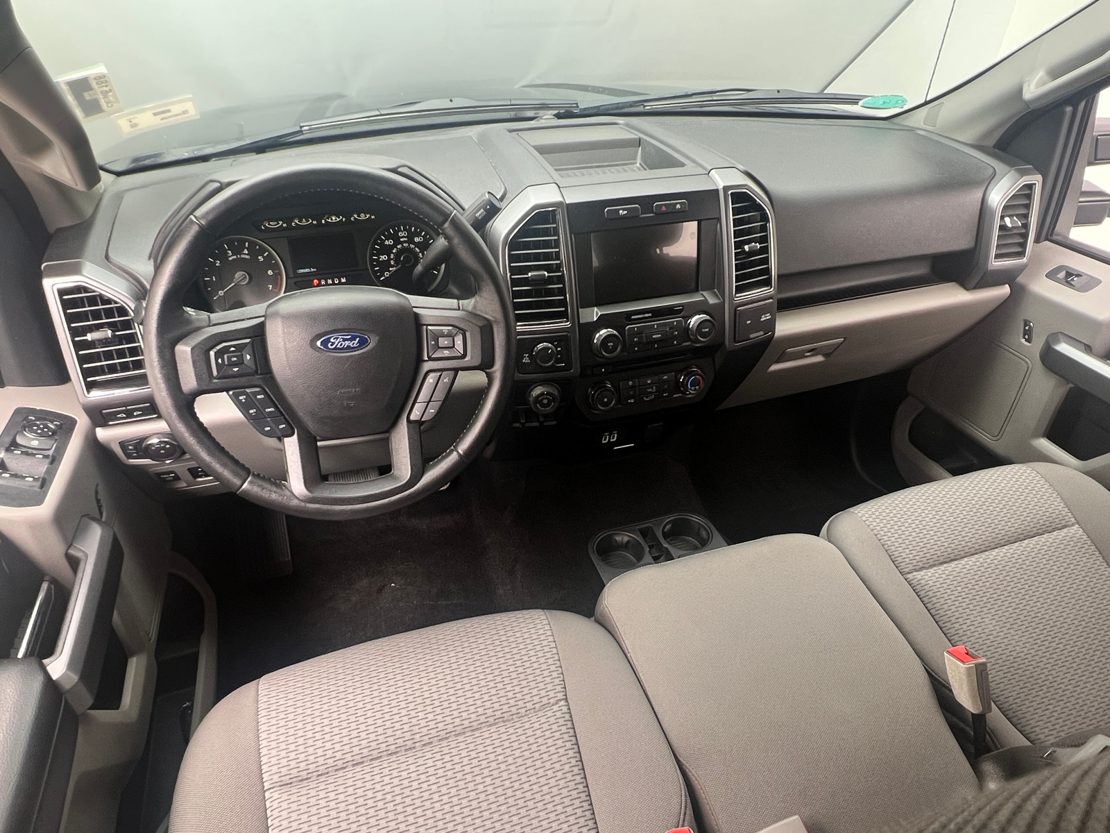 Thumbnail: 2018 Ford Econoline - 3