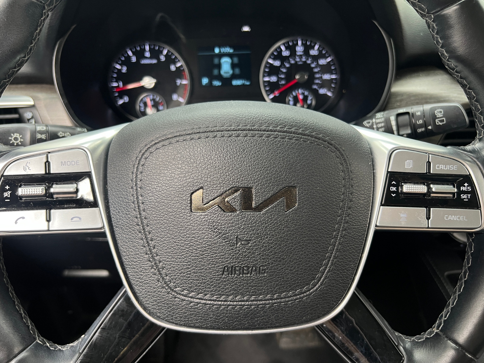 Thumbnail: 2022 Kia Telluride - 4