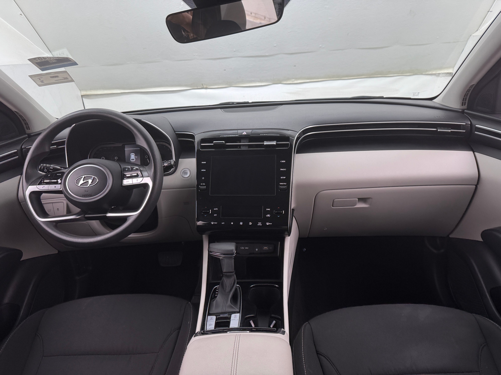 Thumbnail: 2024 Hyundai Tucson - 3