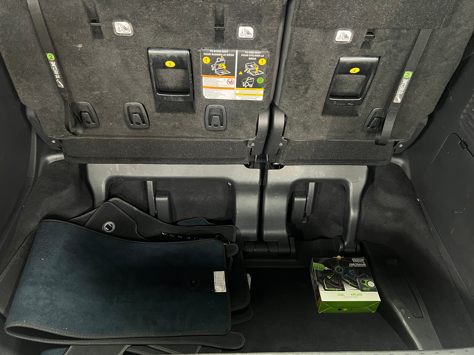 Thumbnail: 2023 Toyota Sienna - 6