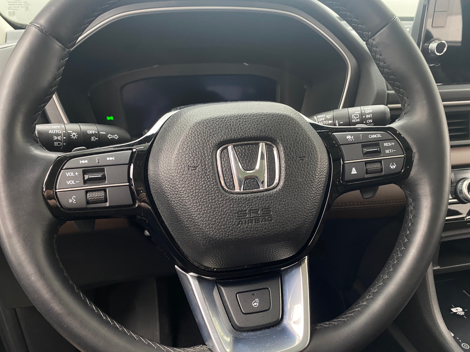 Thumbnail: 2023 Honda Pilot - 4