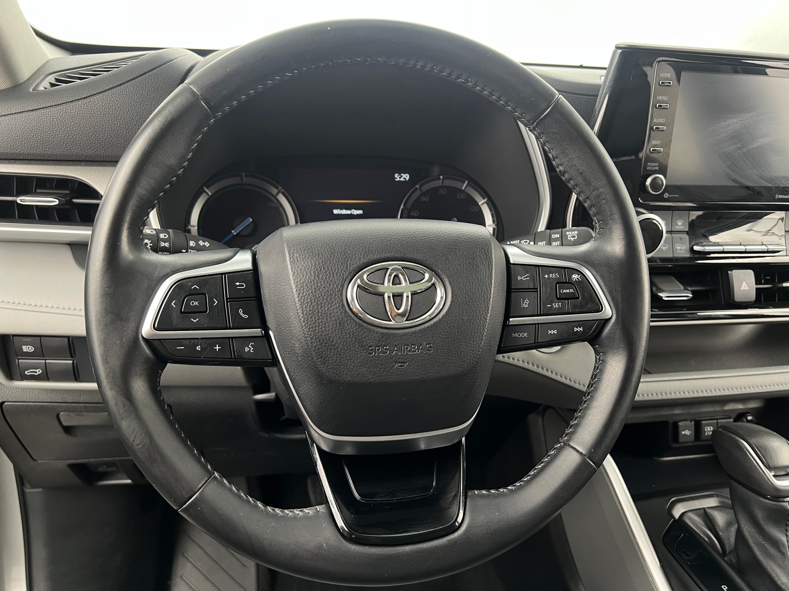 Thumbnail: 2020 Toyota Highlander - 4
