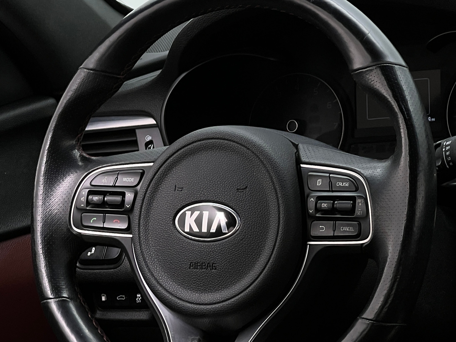 Thumbnail: 2016 Kia Optima - 5