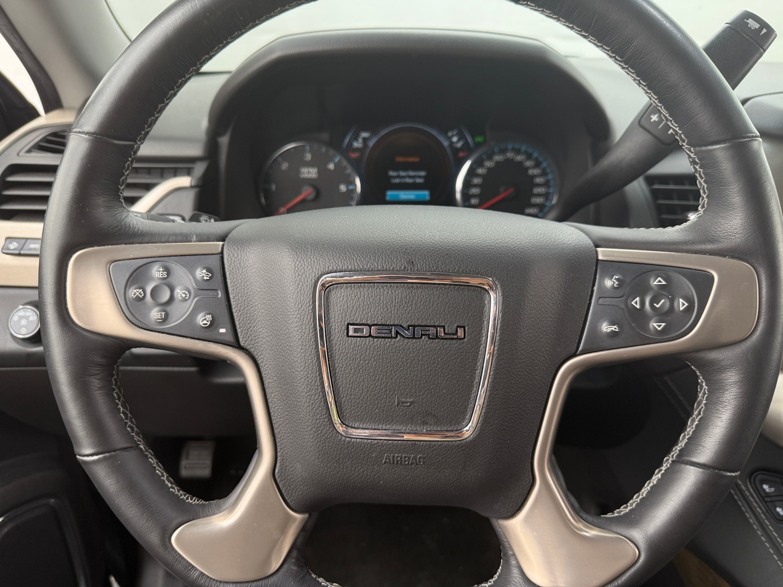 Thumbnail: 2018 GMC Yukon - 4