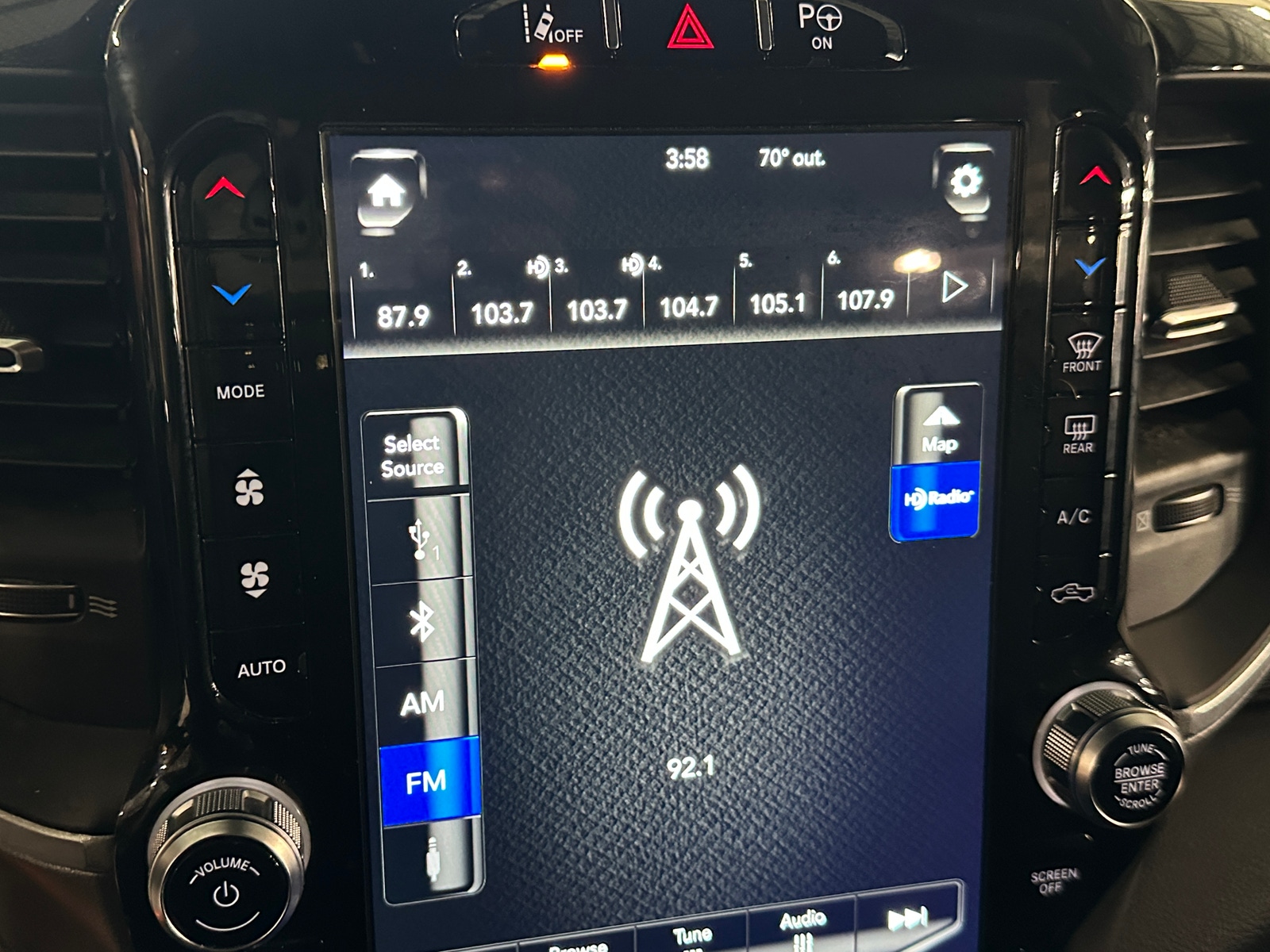 Thumbnail: 2020 RAM 1500 - 4