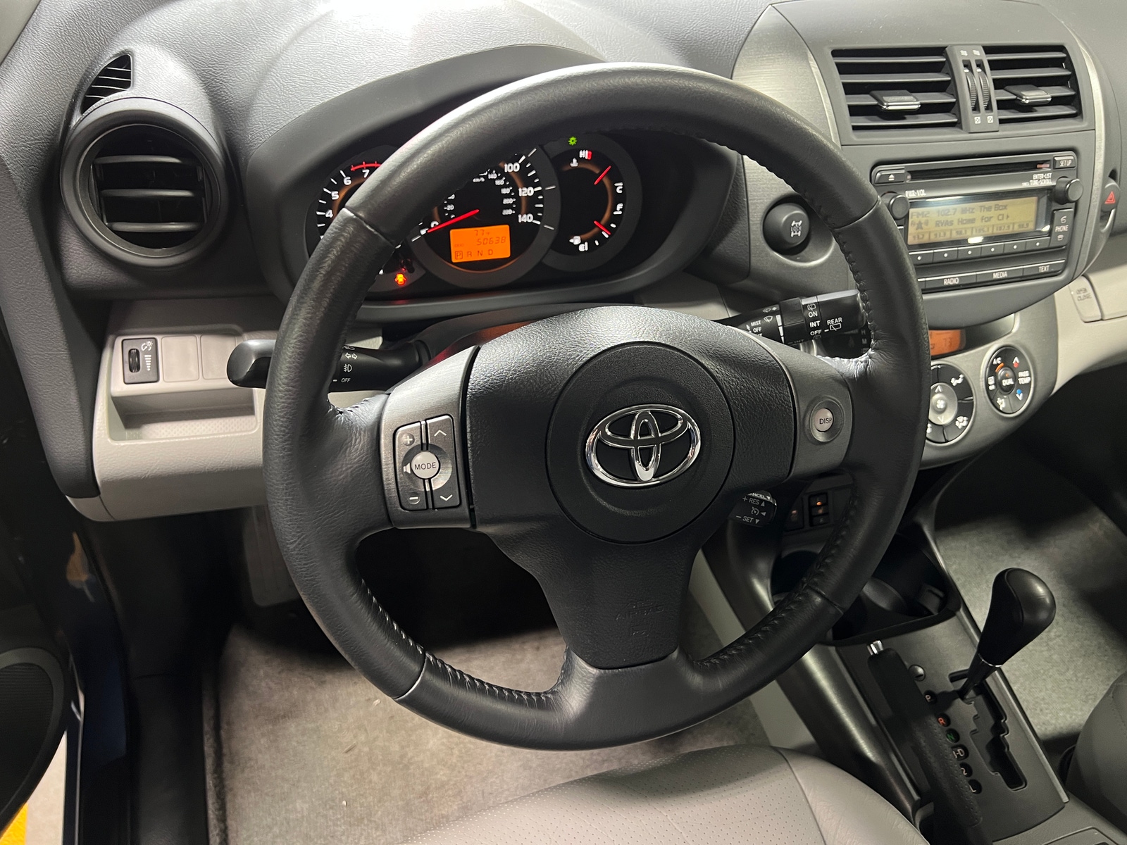Thumbnail: 2012 Toyota RAV4 - 4