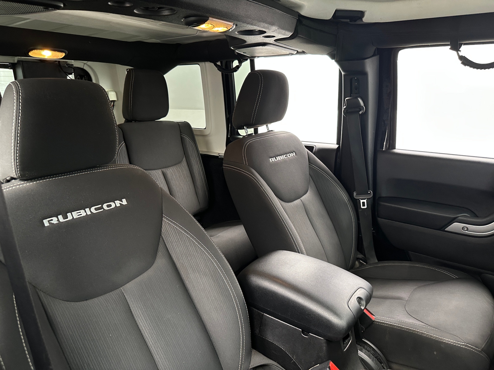 Thumbnail: 2015 Jeep Wrangler - 2