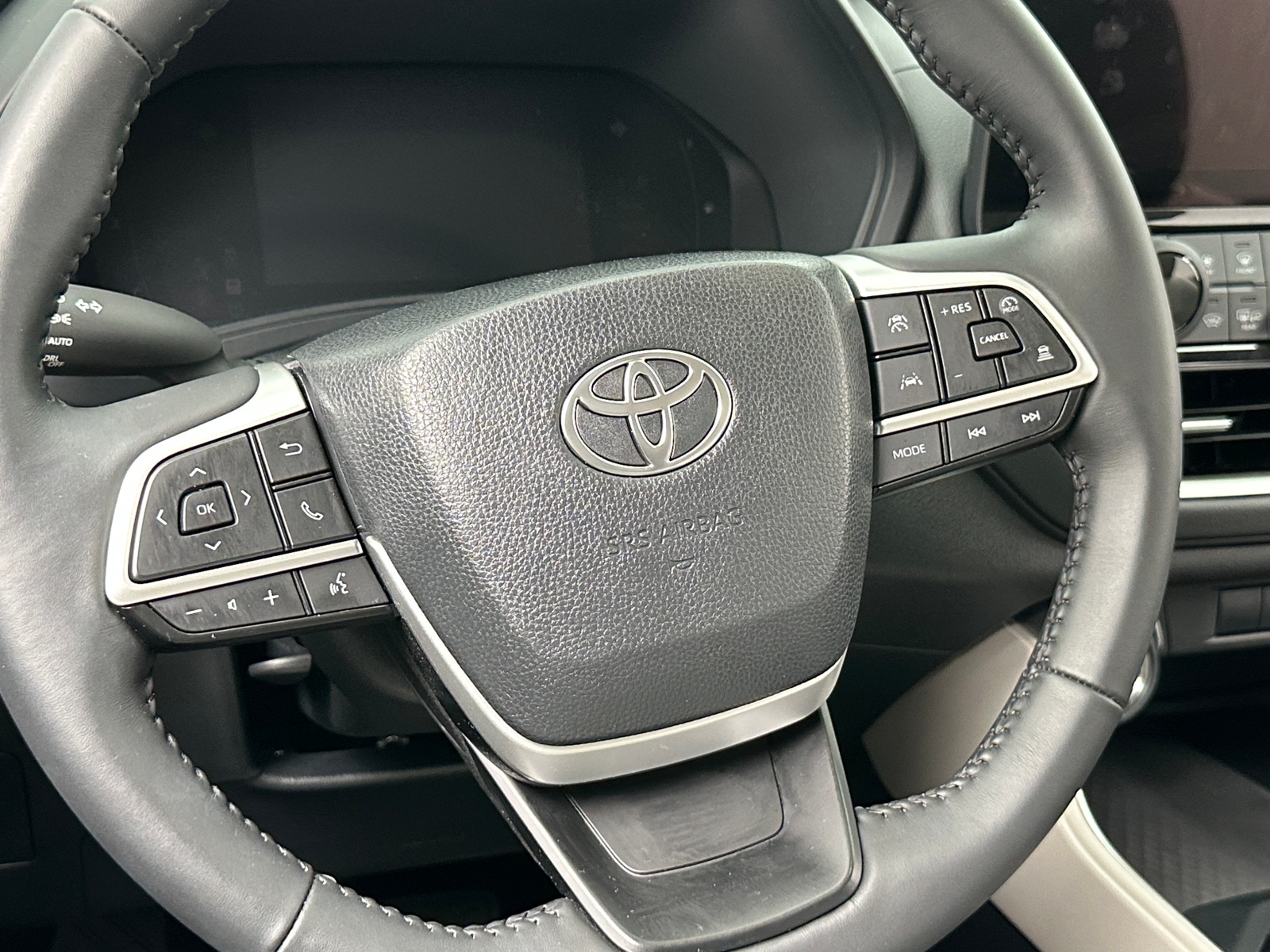 Thumbnail: 2024 Toyota Grand Highlander - 5