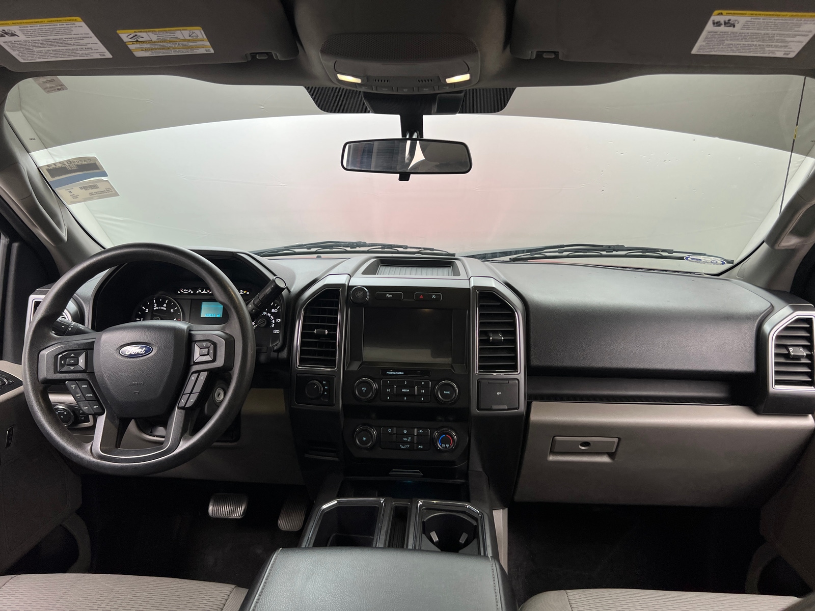 Thumbnail: 2020 Ford Econoline - 3
