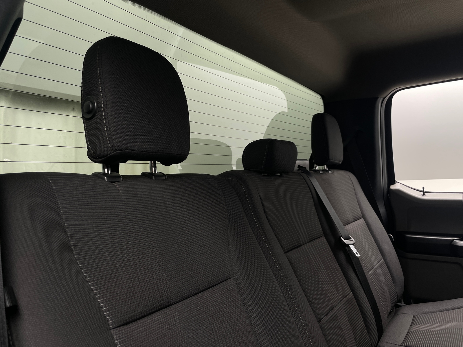 Thumbnail: 2019 Ford Econoline - 6
