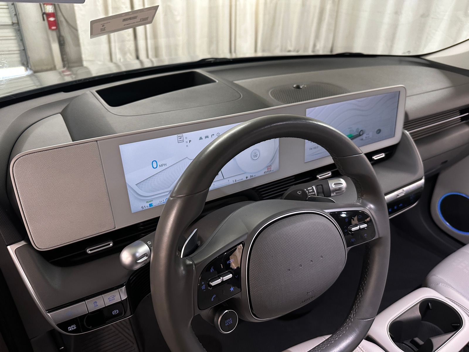 Thumbnail: 2022 Hyundai Ioniq 5 - 2