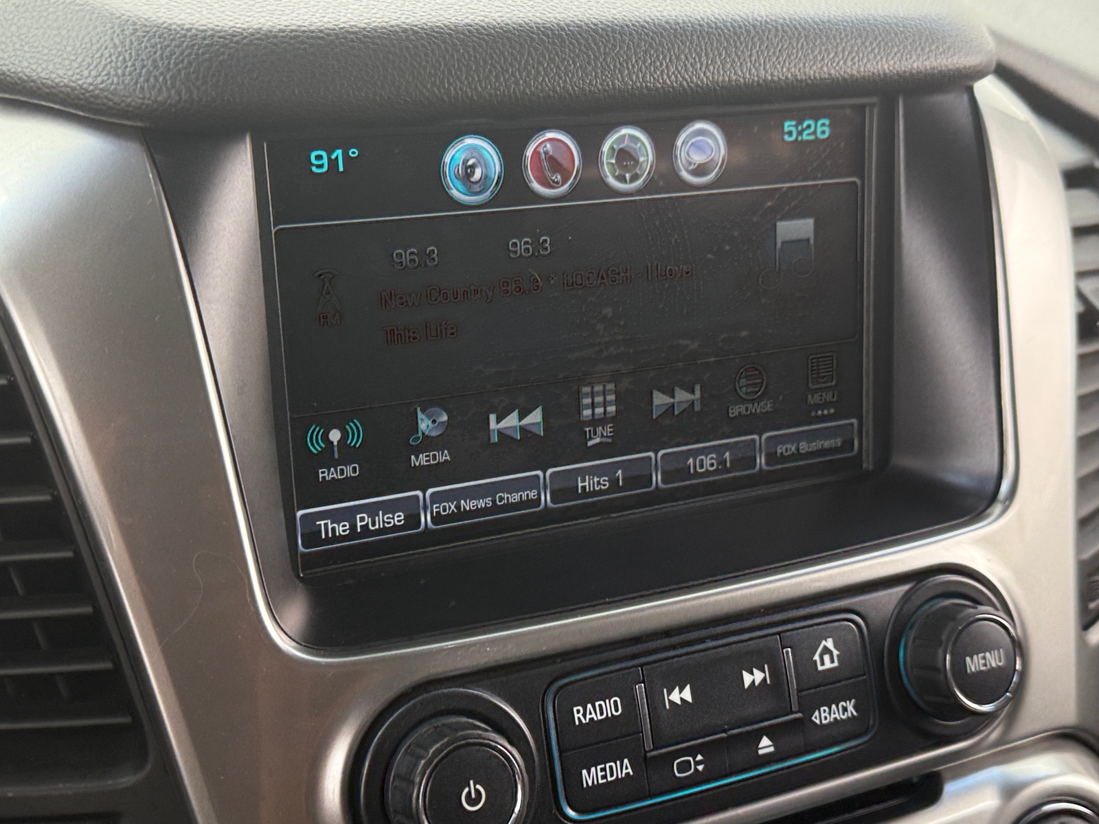 Thumbnail: 2016 Chevrolet Suburban - 4
