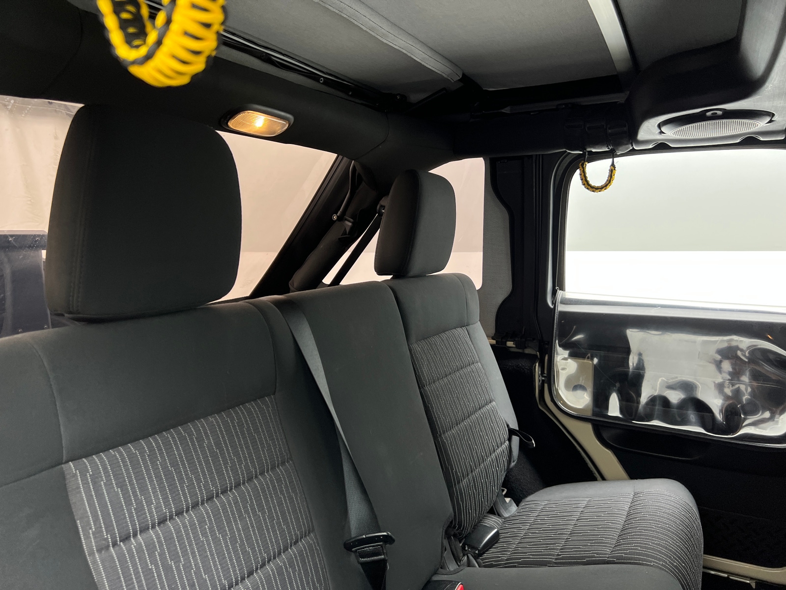 Thumbnail: 2011 Jeep Wrangler - 6