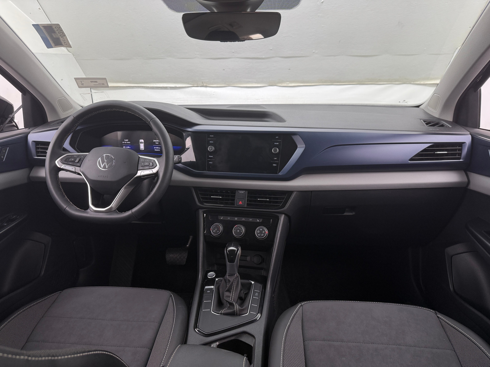 Thumbnail: 2023 Volkswagen Taos - 2