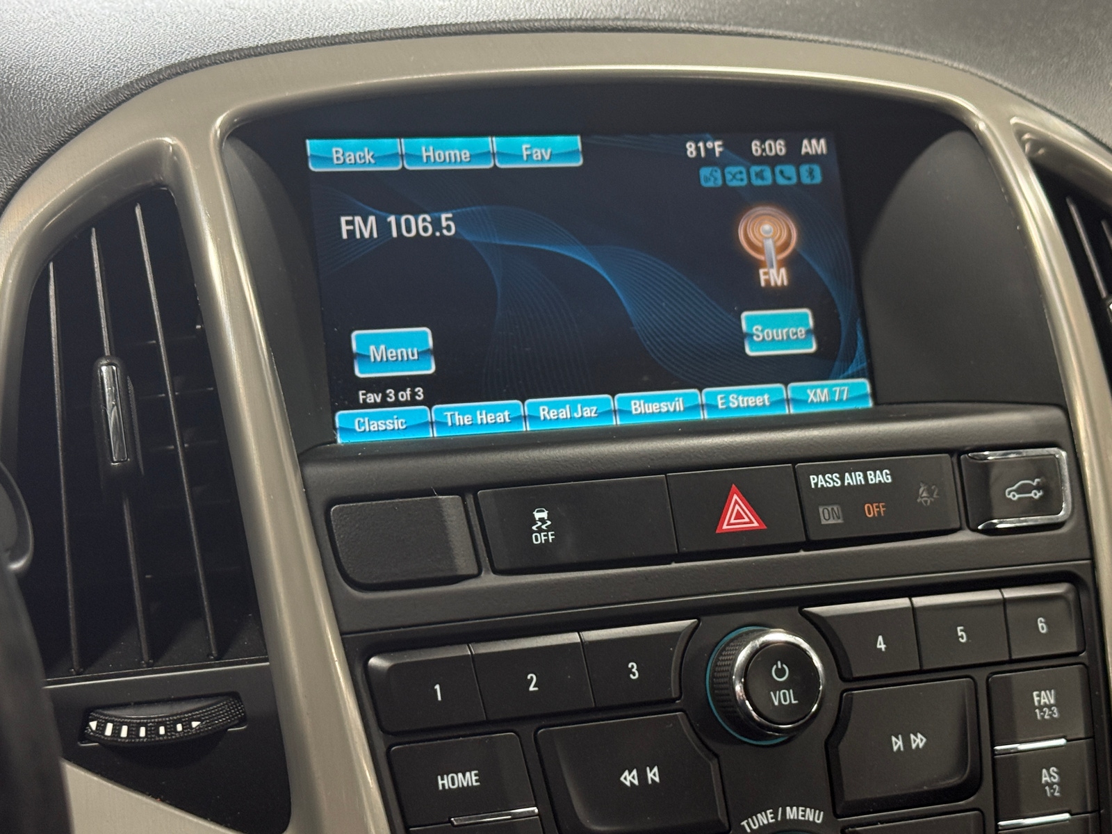 Thumbnail: 2016 Buick Verano - 3