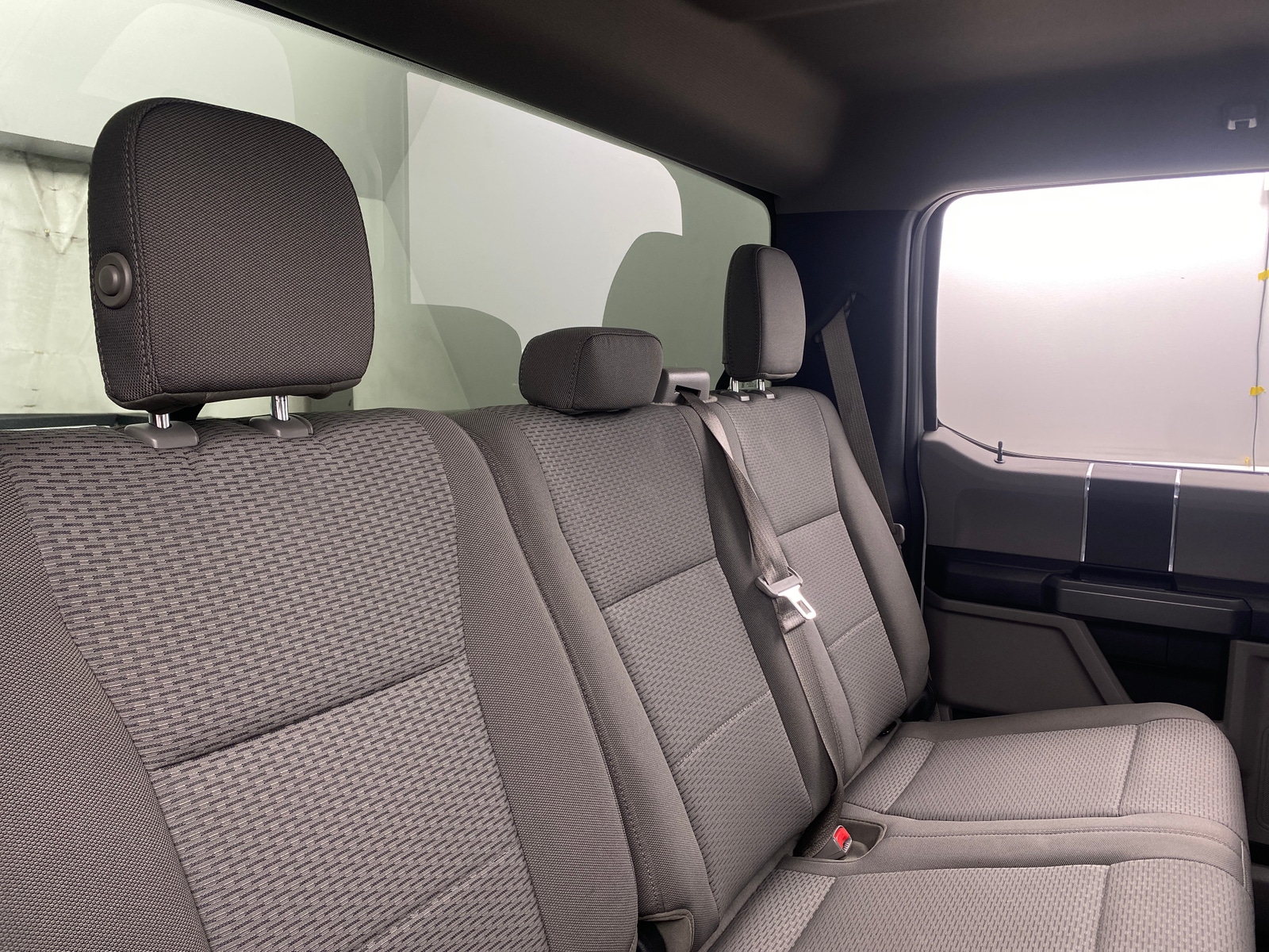 Thumbnail: 2017 Ford Econoline - 6