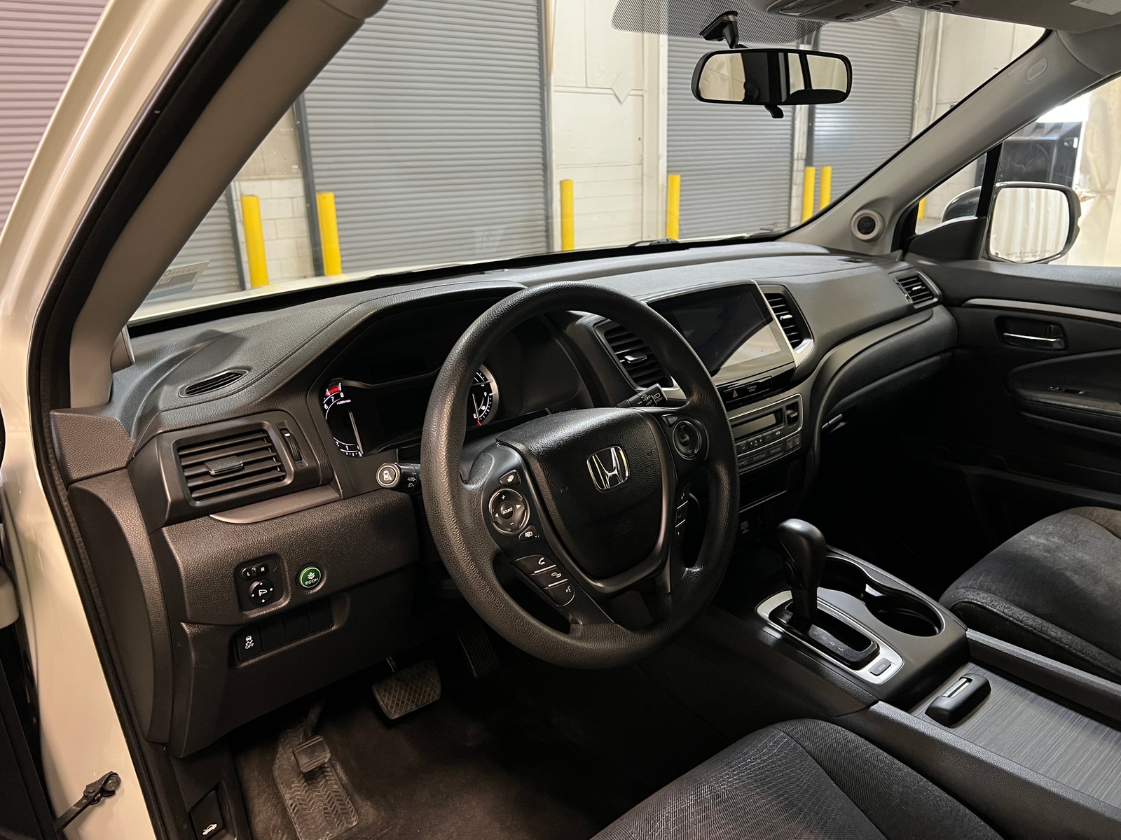 Thumbnail: 2018 Honda Pilot - 3