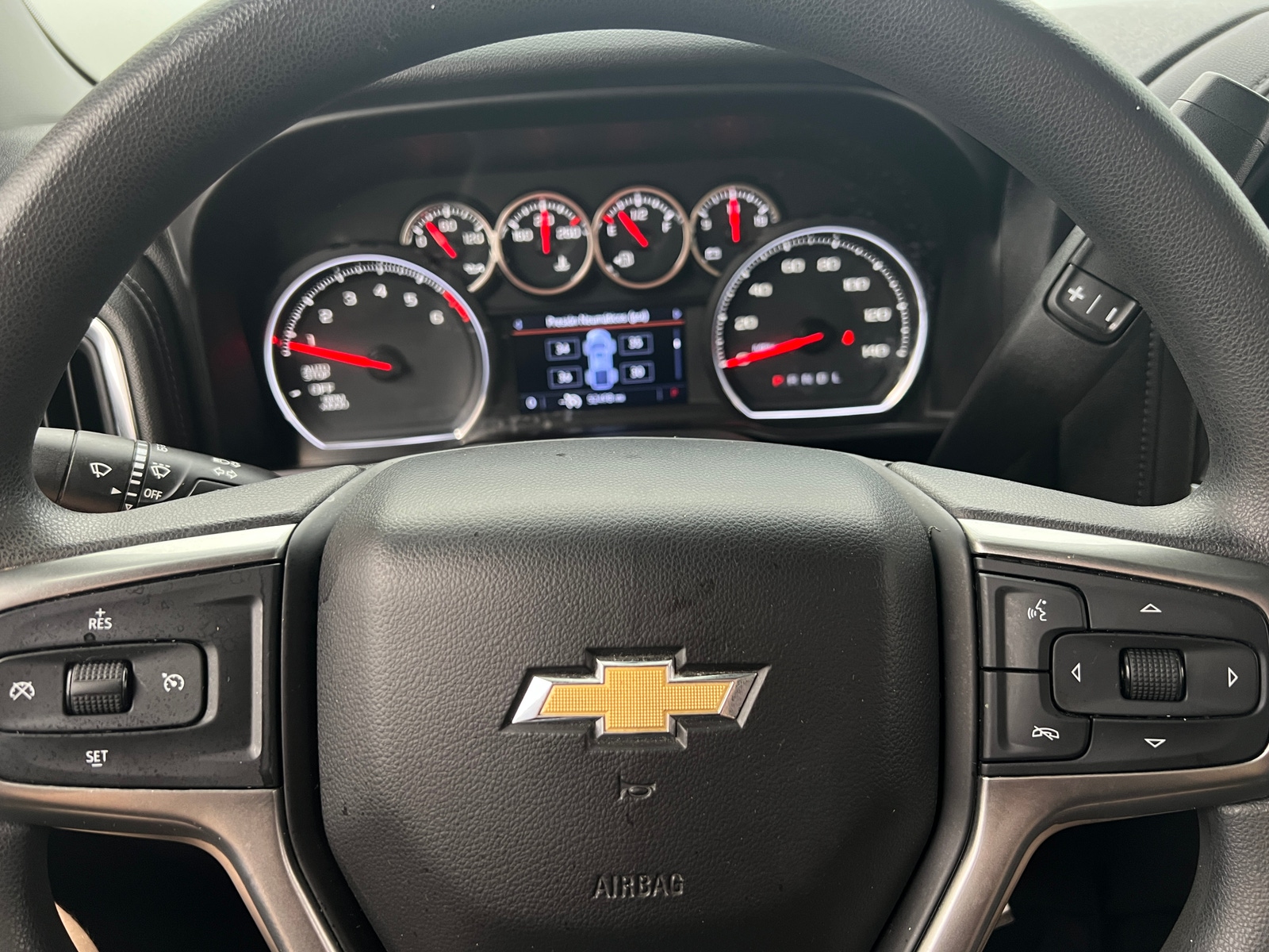 Thumbnail: 2019 Chevrolet Silverado 1500 - 5