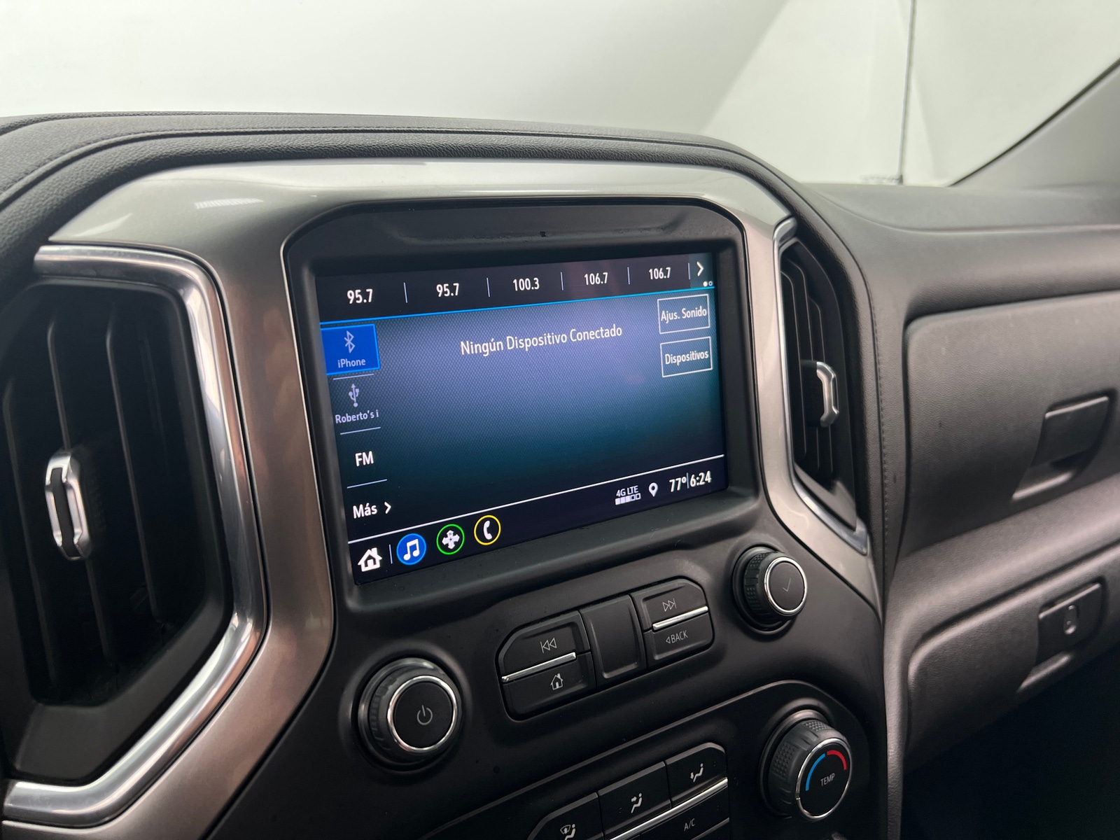 Thumbnail: 2019 Chevrolet Silverado 1500 - 4