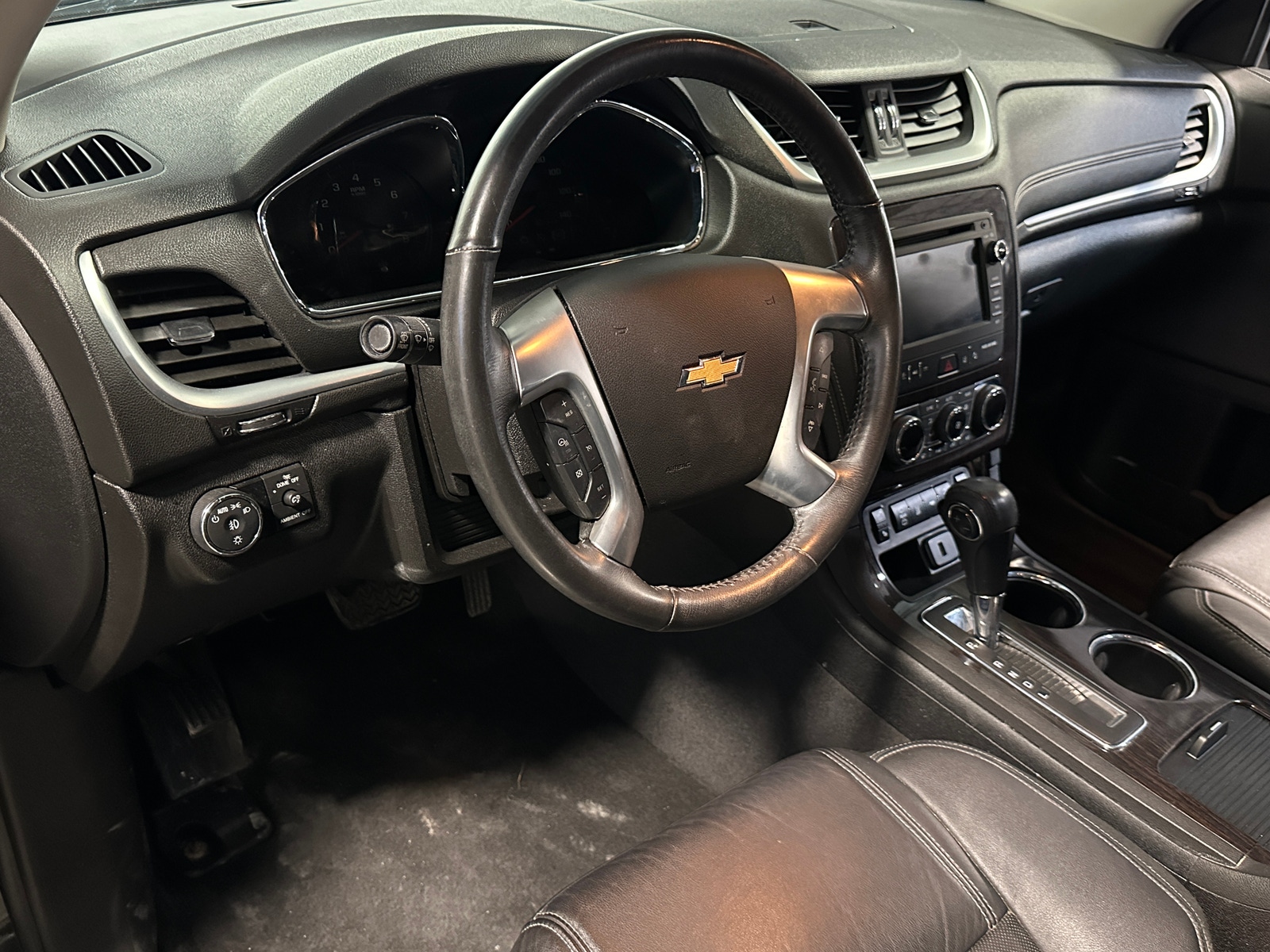 Thumbnail: 2017 Chevrolet Traverse - 2