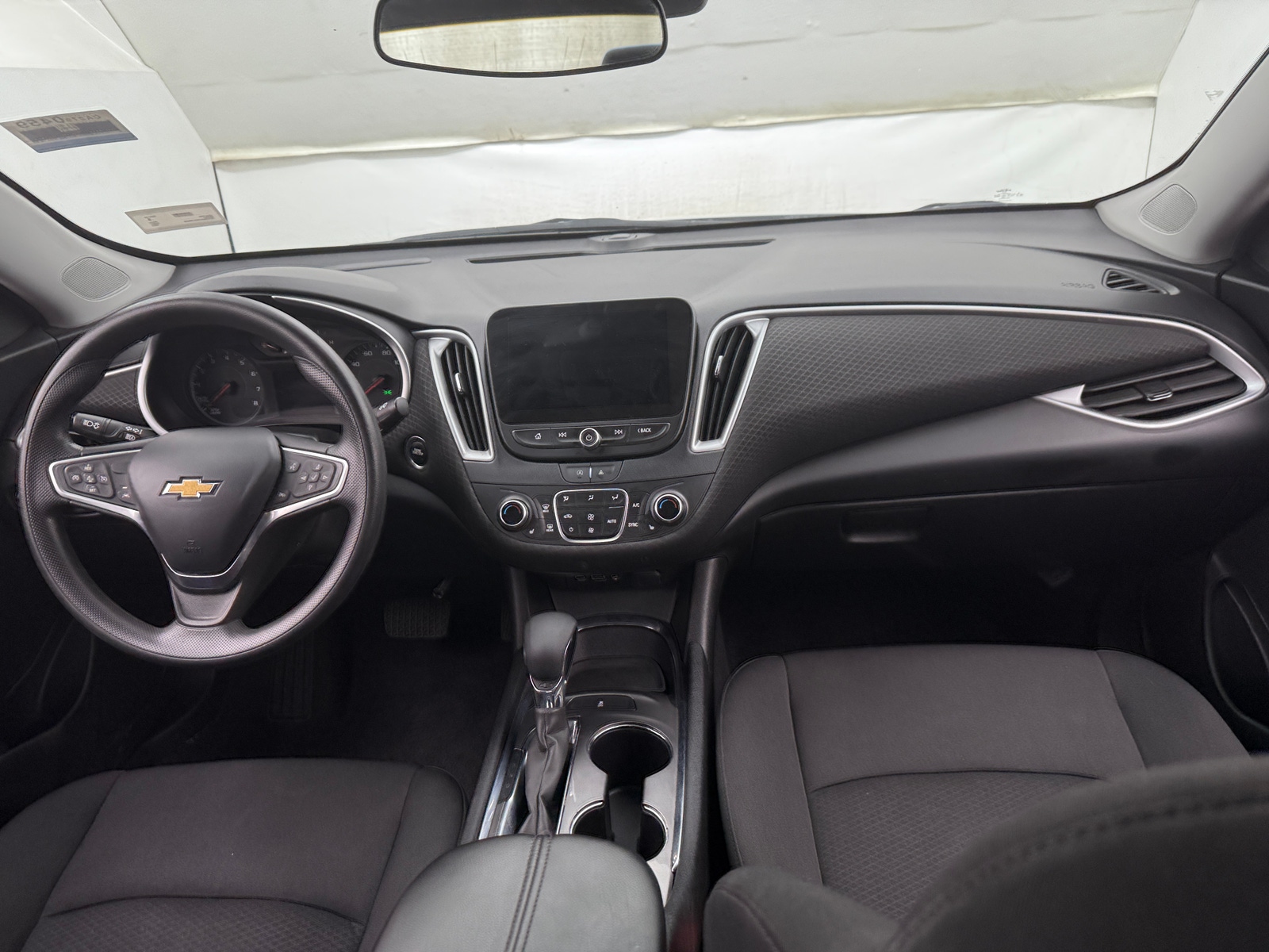 Thumbnail: 2023 Chevrolet Malibu - 3