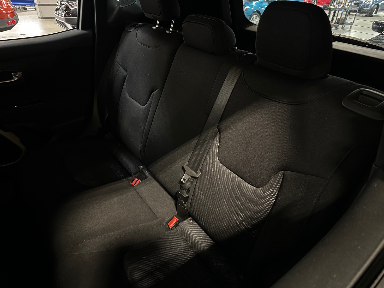 Thumbnail: 2017 Jeep Renegade - 6