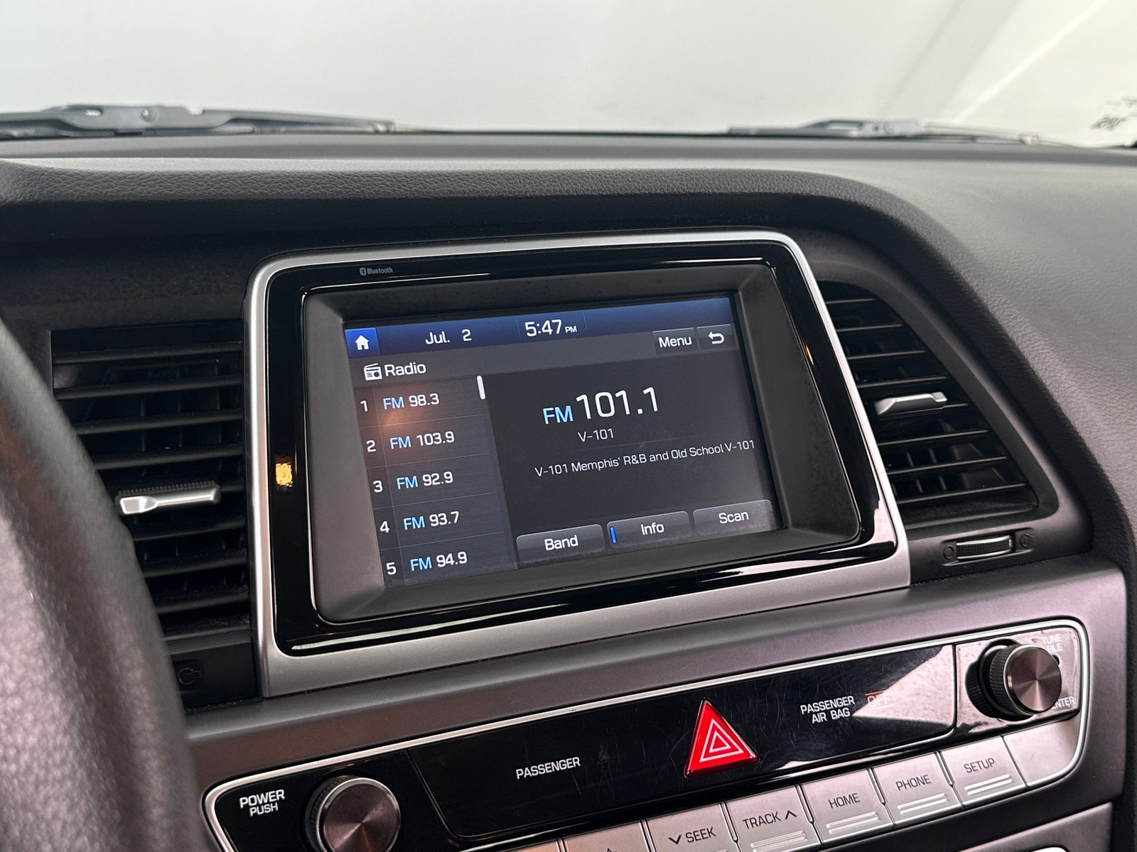 Thumbnail: 2019 Hyundai Sonata - 4