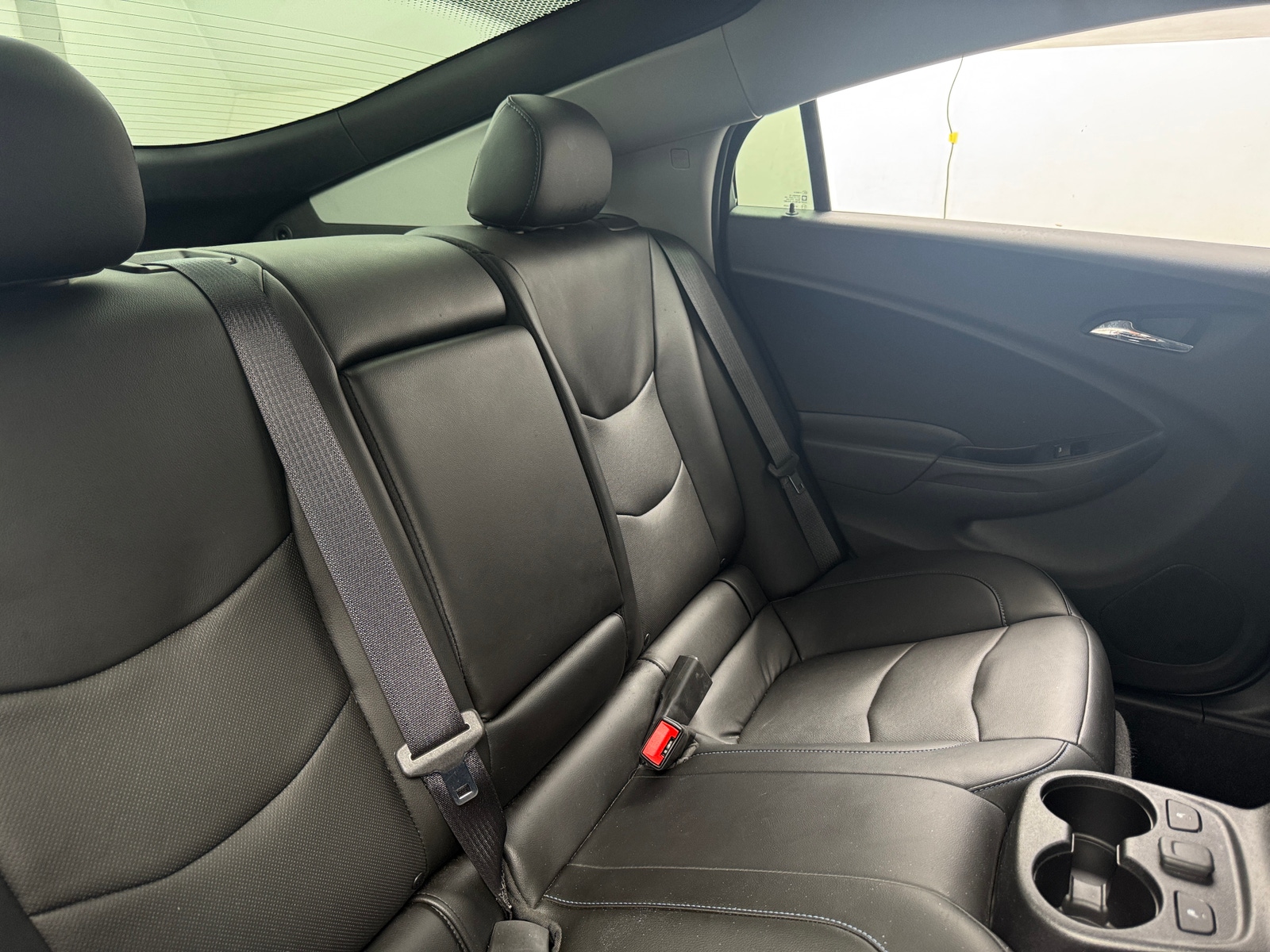 Thumbnail: 2018 Chevrolet Volt - 5