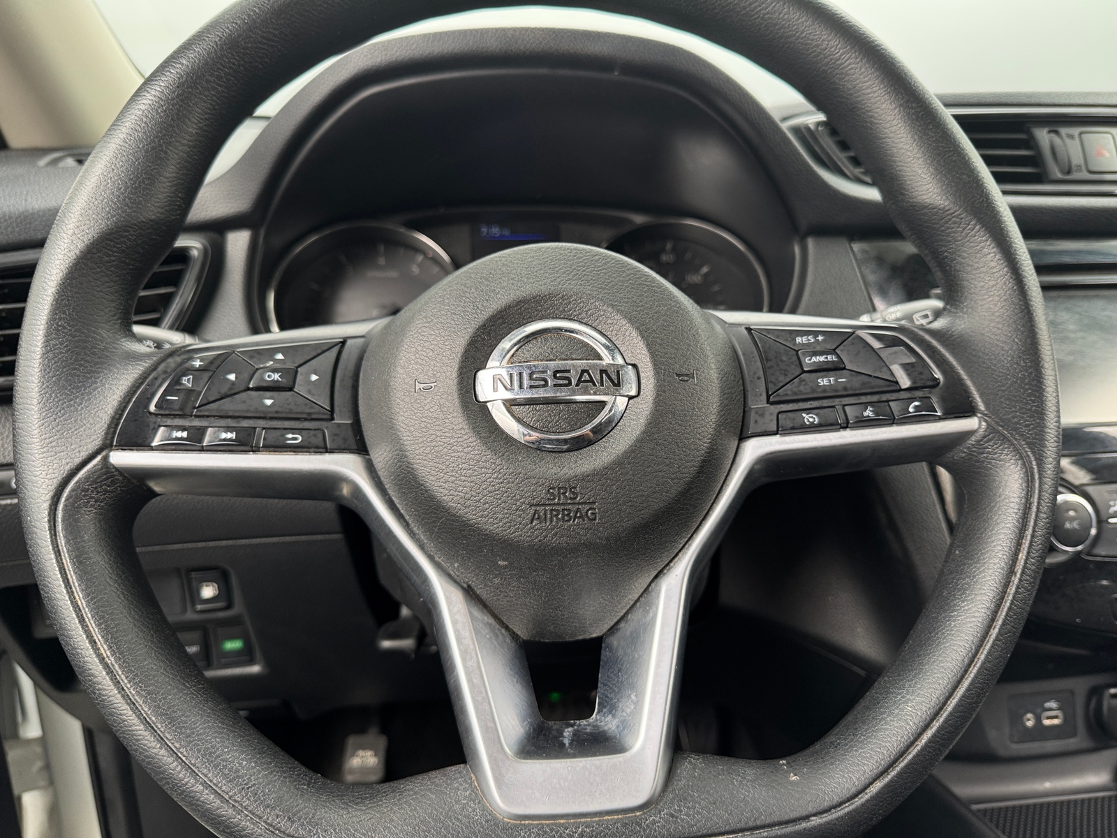 Thumbnail: 2019 Nissan Rogue - 5