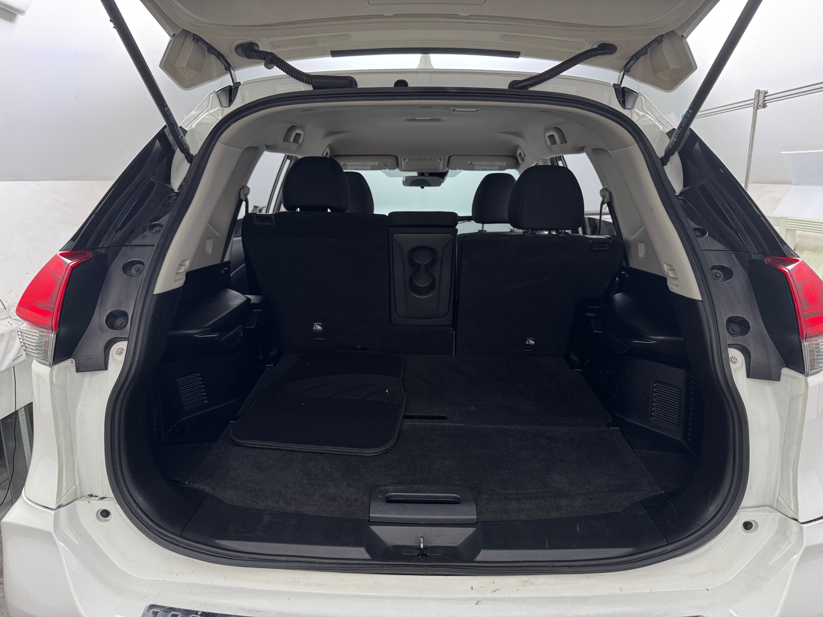 Thumbnail: 2019 Nissan Rogue - 7