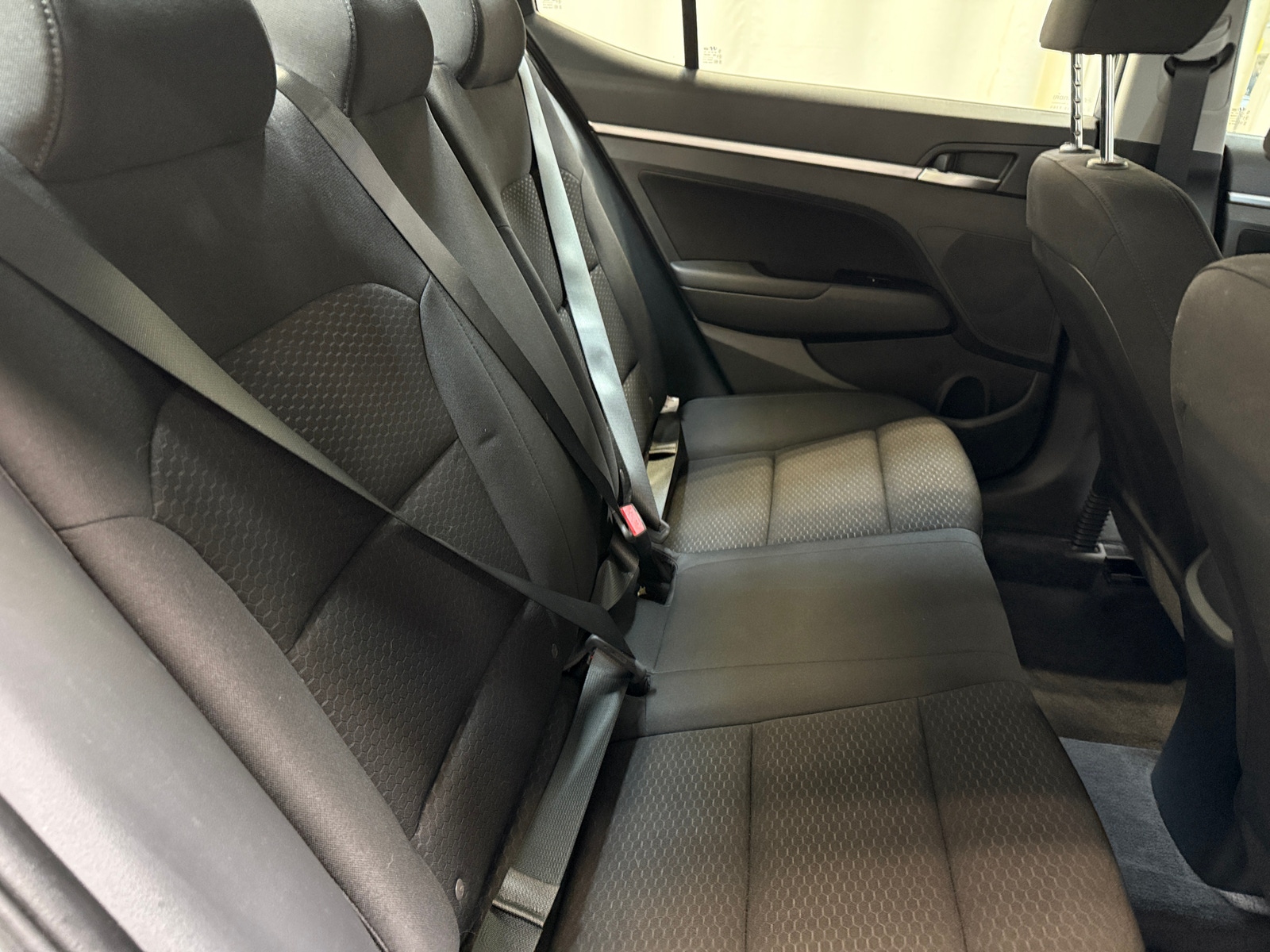 Thumbnail: 2019 Hyundai Elantra - 6