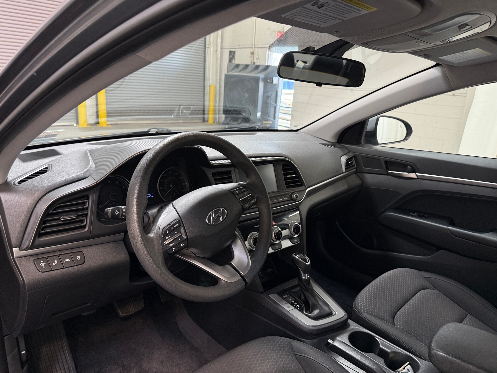 Thumbnail: 2019 Hyundai Elantra - 3