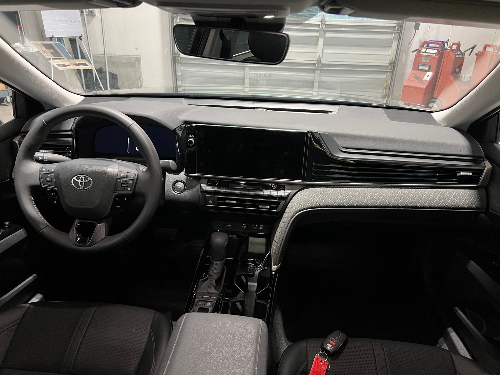 Thumbnail: 2025 Toyota Camry - 3