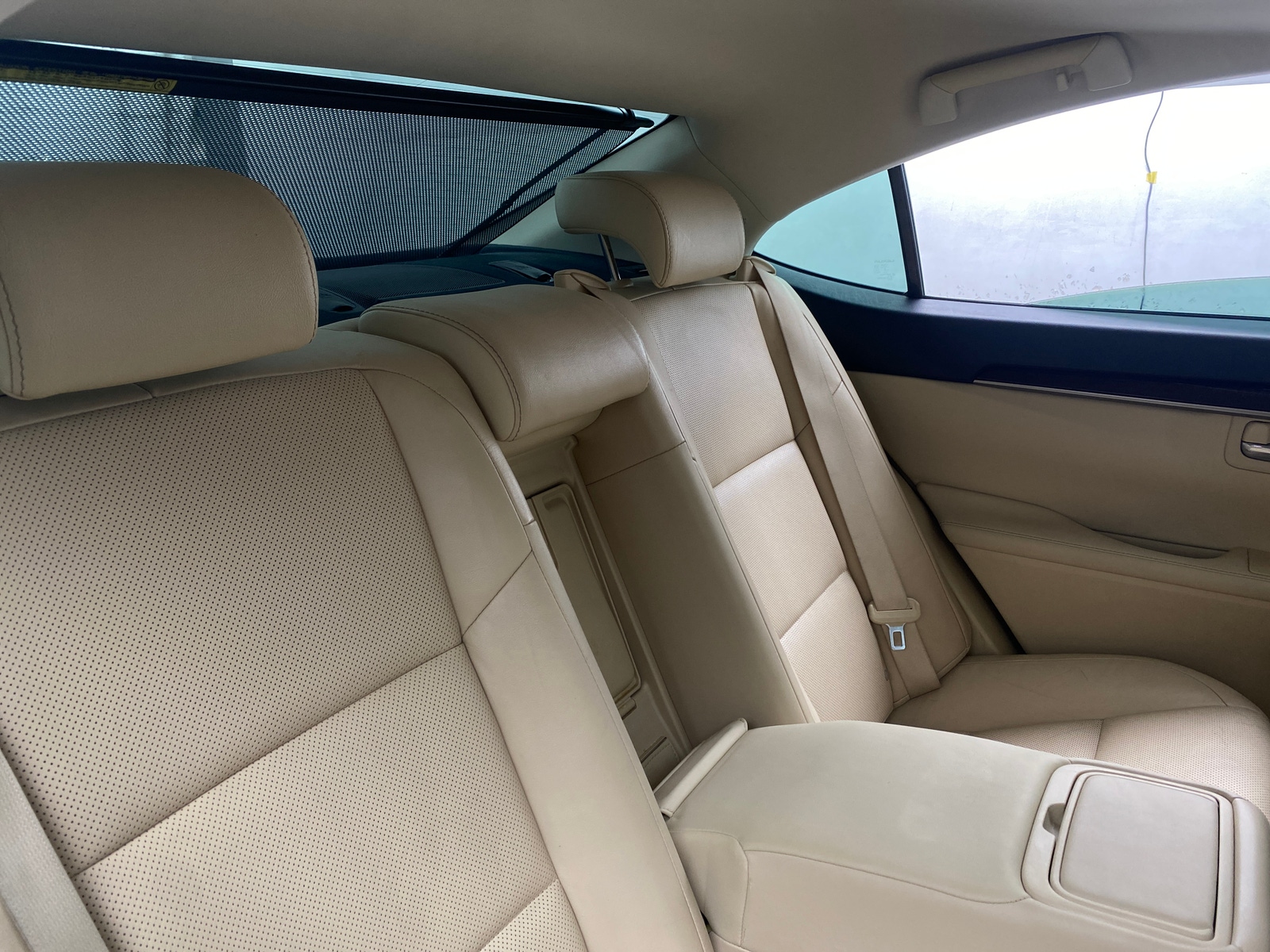 Thumbnail: 2015 Lexus ES - 5