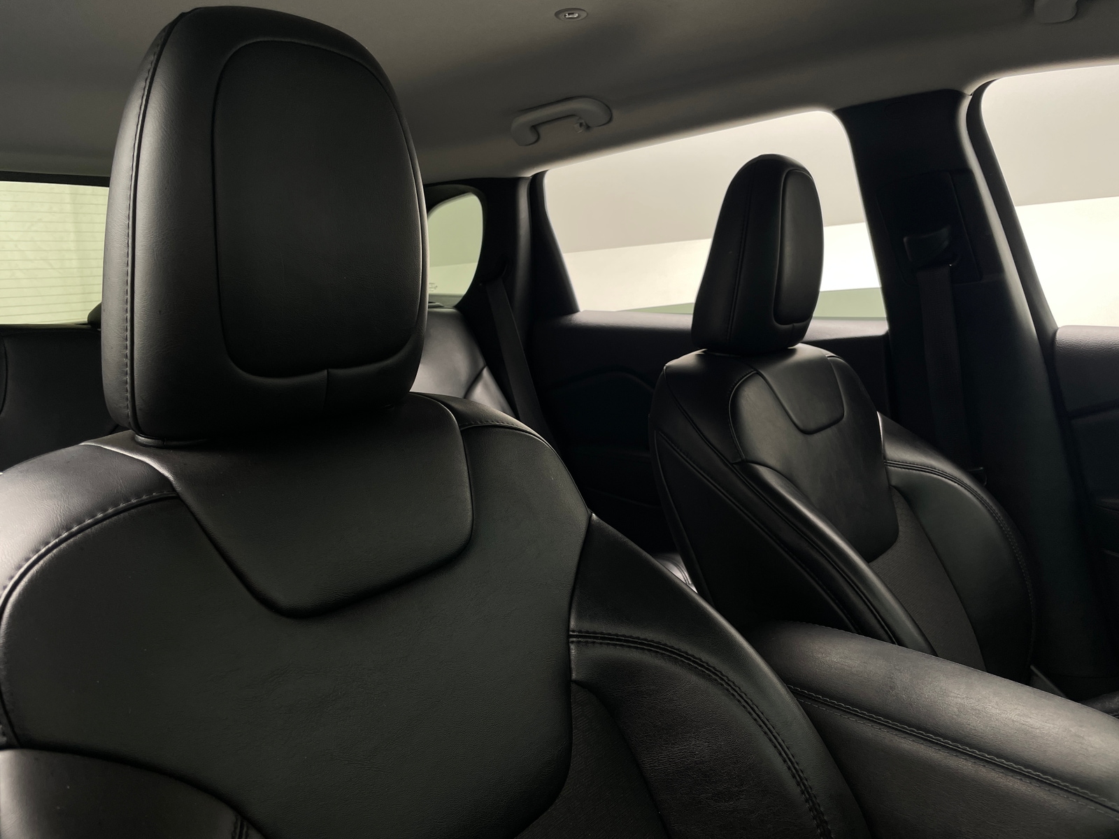 Thumbnail: 2021 Jeep Cherokee - 2