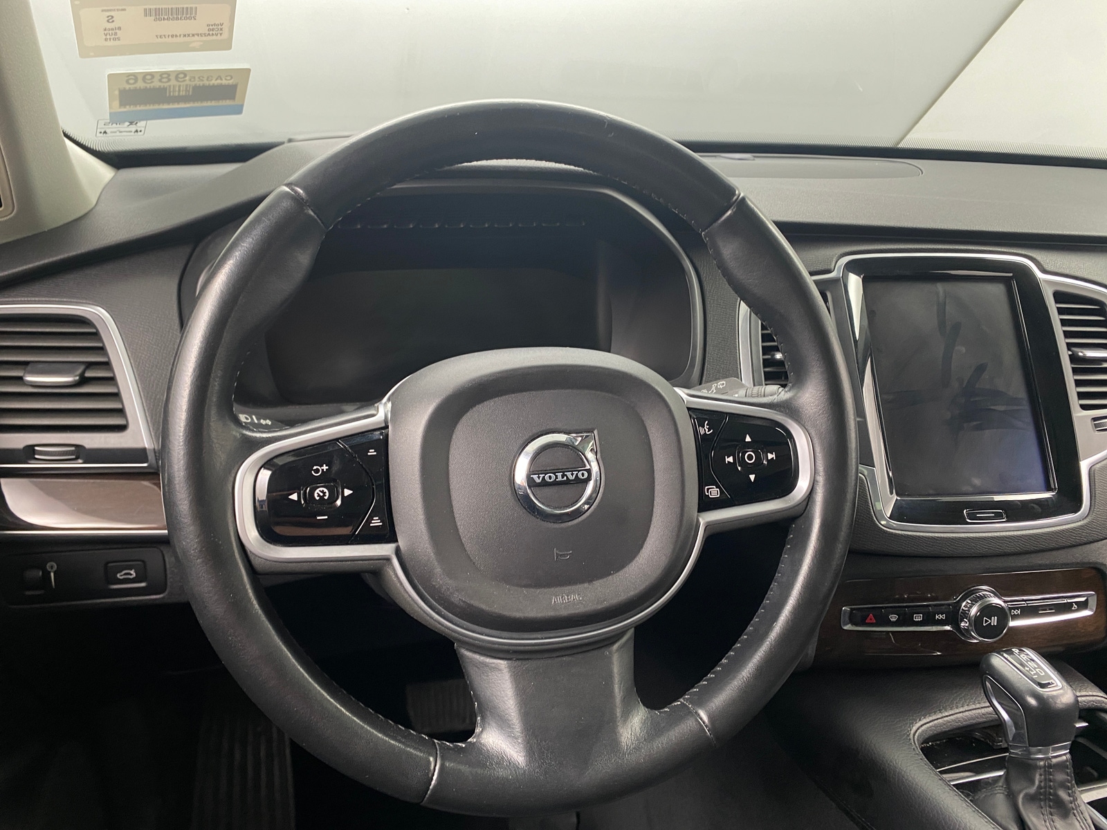 Thumbnail: 2019 Volvo XC90 - 4