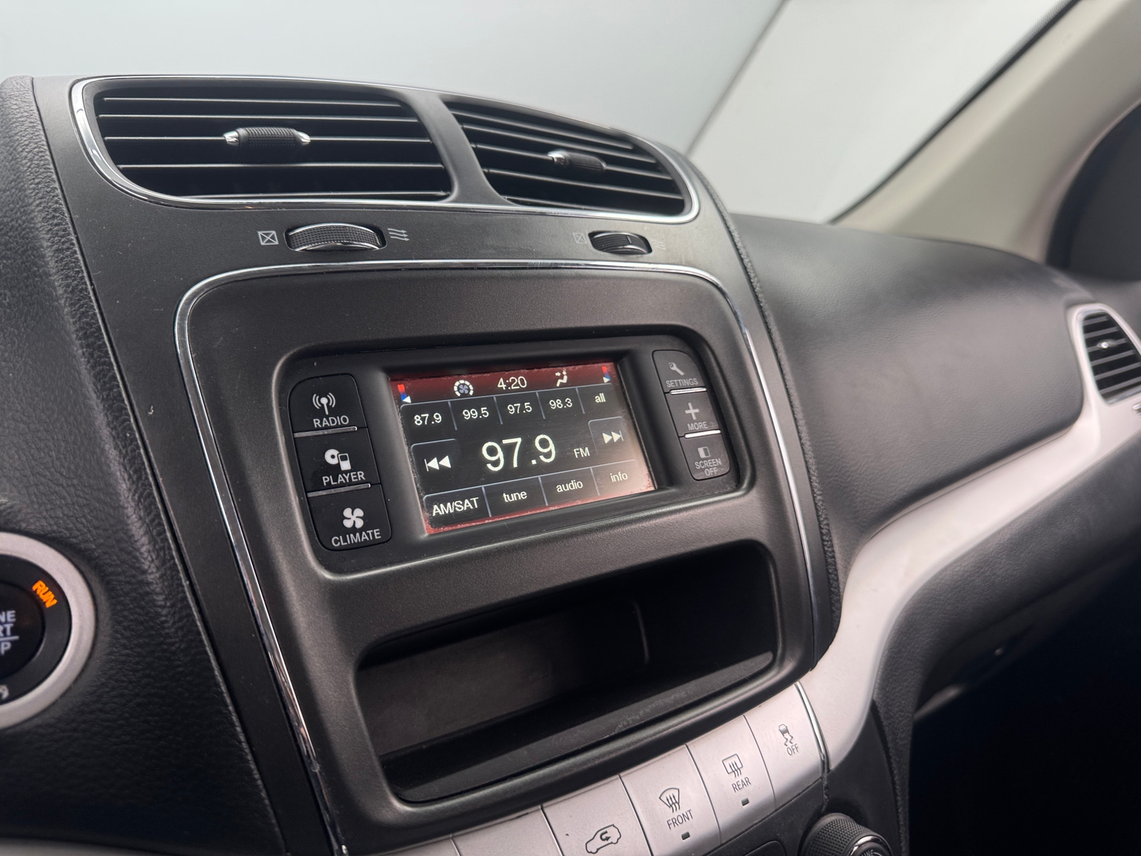Thumbnail: 2020 Dodge Journey - 4