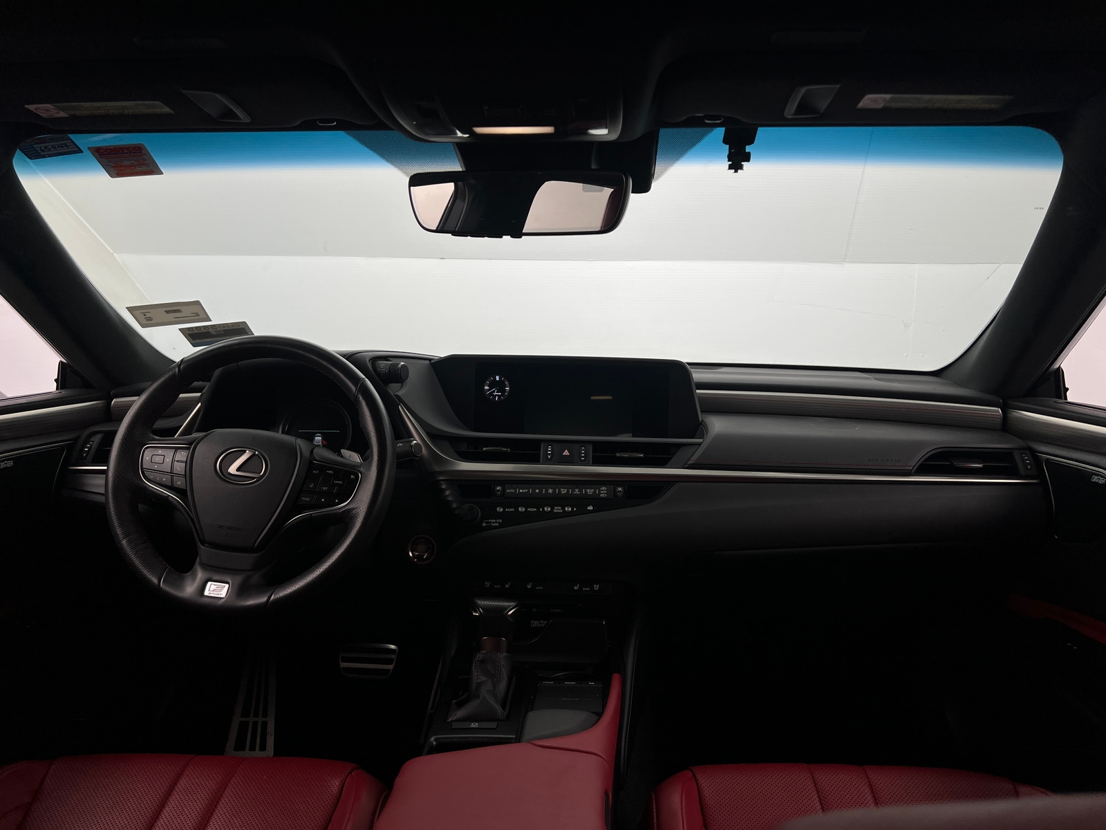 Thumbnail: 2019 Lexus ES - 3