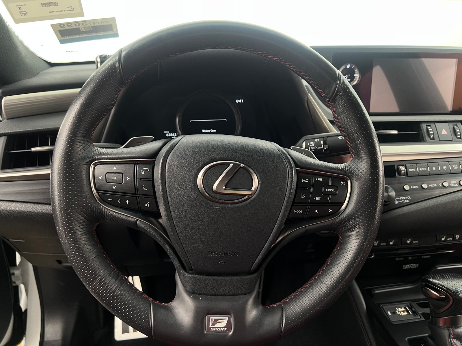 Thumbnail: 2019 Lexus ES - 5